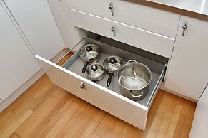 Salisbury St Villa 1