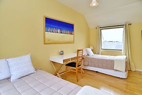 Salisbury St Villa 1