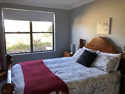 Dam It Getaway- Homestead