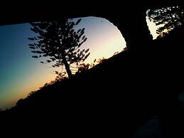 Dam It Getaway- Homestead