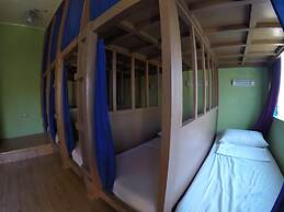 Malapascua Budget Inn