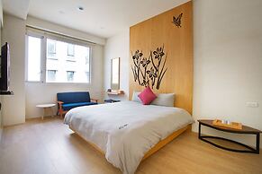 Wood Whispering Residence