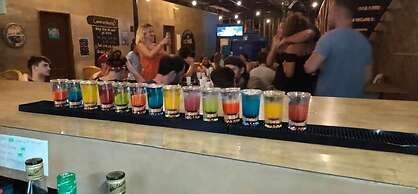 Big Paul Hostel - Adults Only