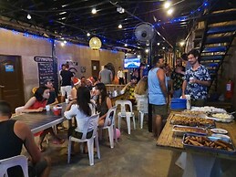 Big Paul Hostel - Adults Only