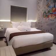 Front One Boutique Brani Solo