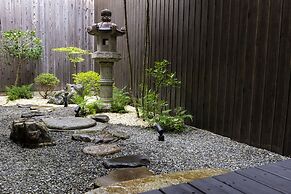 Rinn Premium Machiya Townhouse Kunpu