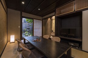 Rinn Premium Machiya Townhouse Kunpu