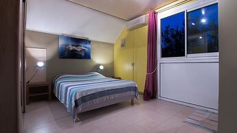Hotel Coco Island
