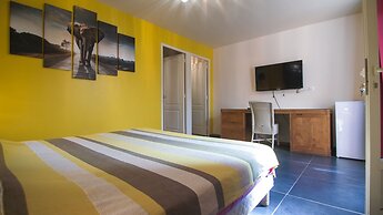 Hotel Coco Island