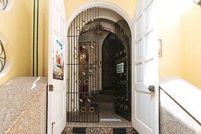 RedDoorz near Arca South Taguig