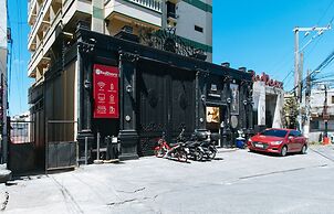 RedDoorz near Arca South Taguig