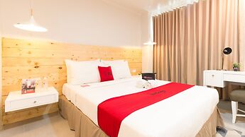 RedDoorz Premium near Greenbelt Makati