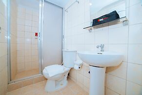 RedDoorz Premium near Greenbelt Makati