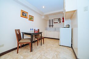 RedDoorz Premium near Greenbelt Makati