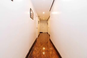 RedDoorz Premium near Greenbelt Makati