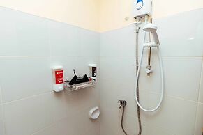 RedDoorz near Little Tokyo Makati