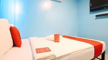 RedDoorz @ Hotel Rosemarie