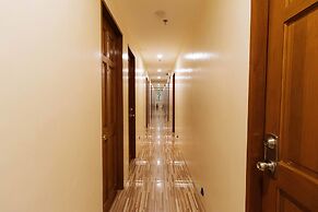 RedDoorz @ Hotel Rosemarie