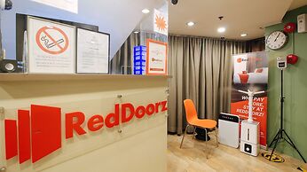 RedDoorz @ Hotel Rosemarie