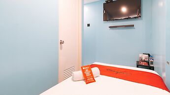 RedDoorz @ Hotel Rosemarie