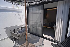 The Local House Alaçatı