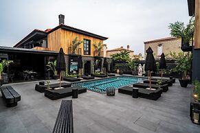 The Local House Alaçatı