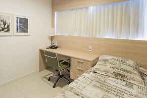 Excelente Flat em Boa Viagem 2 quartos. Ideal para famílias e executiv