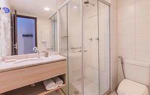 Excelente Flat em Boa Viagem 2 quartos. Ideal para famílias e executiv