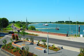 Zum Vater Rhein