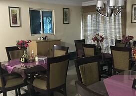 GQ International Hotel