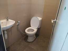 RedDoorz @ Raya Ngagel 2