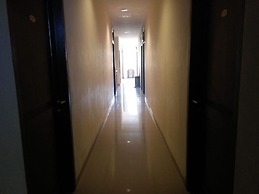 RedDoorz @ Raya Ngagel 2