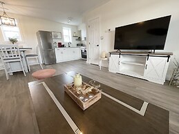 Gateway to Greenwich Suites