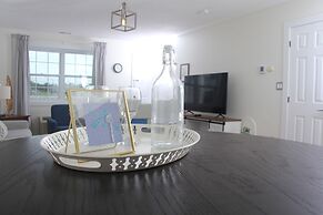 Gateway to Greenwich Suites