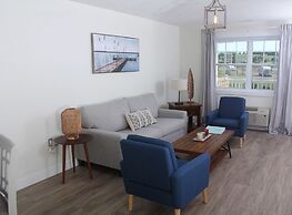 Gateway to Greenwich Suites