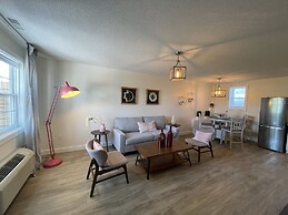 Gateway to Greenwich Suites