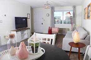 Gateway to Greenwich Suites