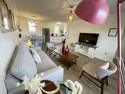 Gateway to Greenwich Suites