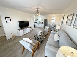 Gateway to Greenwich Suites