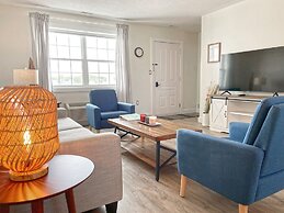 Gateway to Greenwich Suites