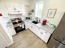 Gateway to Greenwich Suites