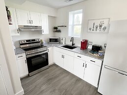 Gateway to Greenwich Suites