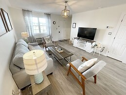 Gateway to Greenwich Suites