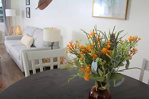 Gateway to Greenwich Suites