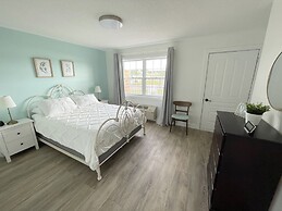 Gateway to Greenwich Suites