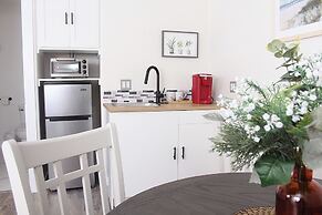 Gateway to Greenwich Suites