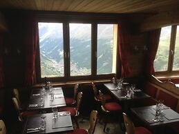 Hotel Schwarzsee