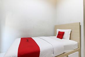 RedDoorz Plus near UPN Jogjakarta 2
