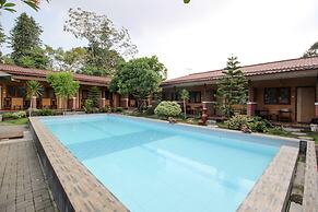 RedDoorz Plus @ Jalan Damai 2