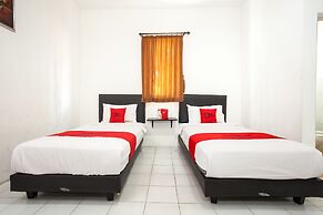 RedDoorz Plus near Galaxy Mall